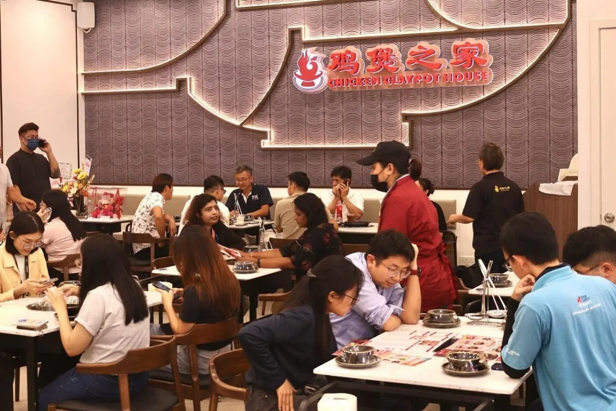 Chicken Claypot House parent lands US$50mil data centre deal — but its stock craters
